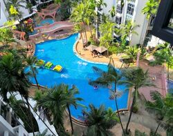 East Meadows (D16), Condominium #590778821
